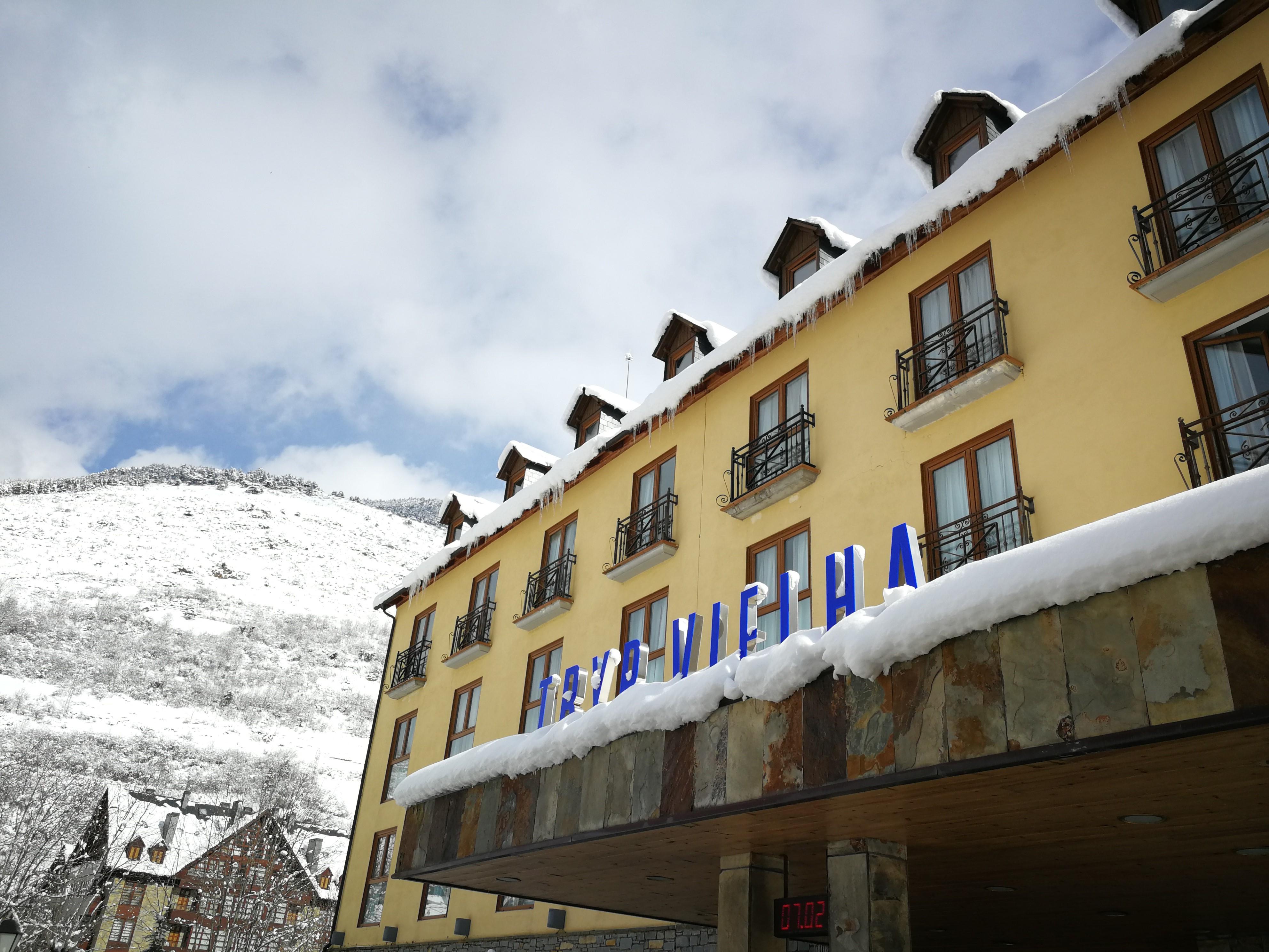 Hotel Vielha Val D'Aran, Affiliated By Melia Dış mekan fotoğraf