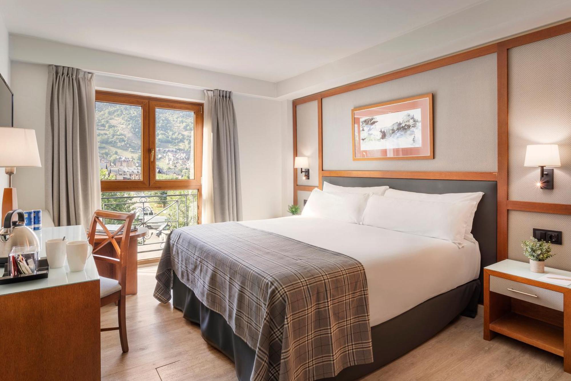 Hotel Vielha Val D'Aran, Affiliated By Melia Dış mekan fotoğraf