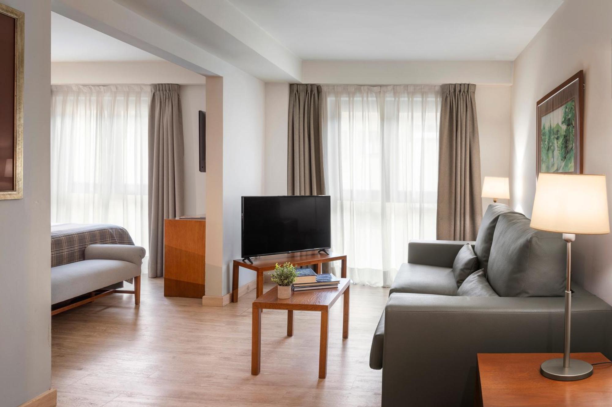Hotel Vielha Val D'Aran, Affiliated By Melia Dış mekan fotoğraf